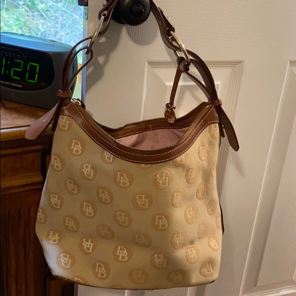Dooney hobo bag